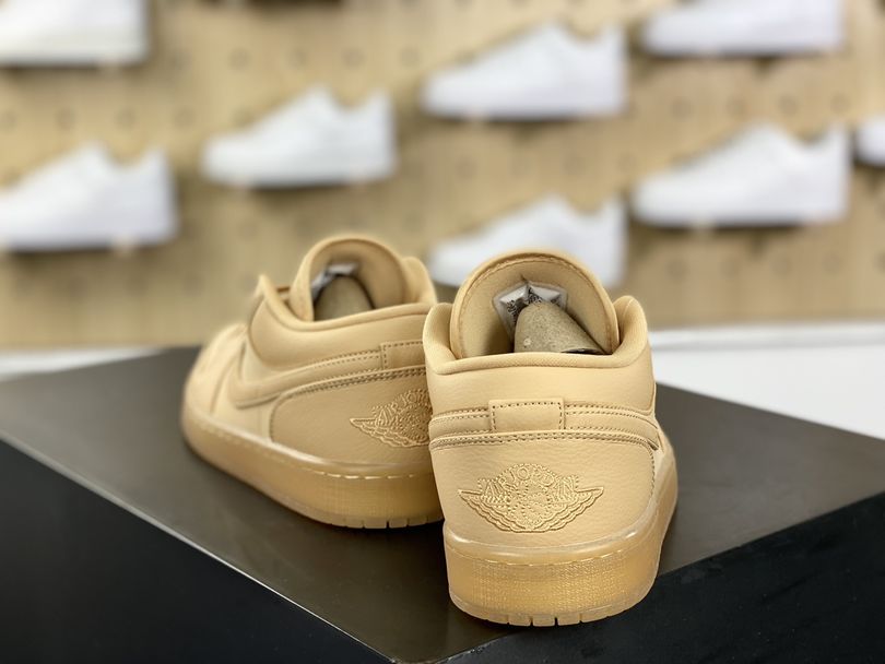 AJ 1 Low SE ‘Sand’ FZ3972-294 AJ 1 Low SE ‘Sand’ FZ3972-294