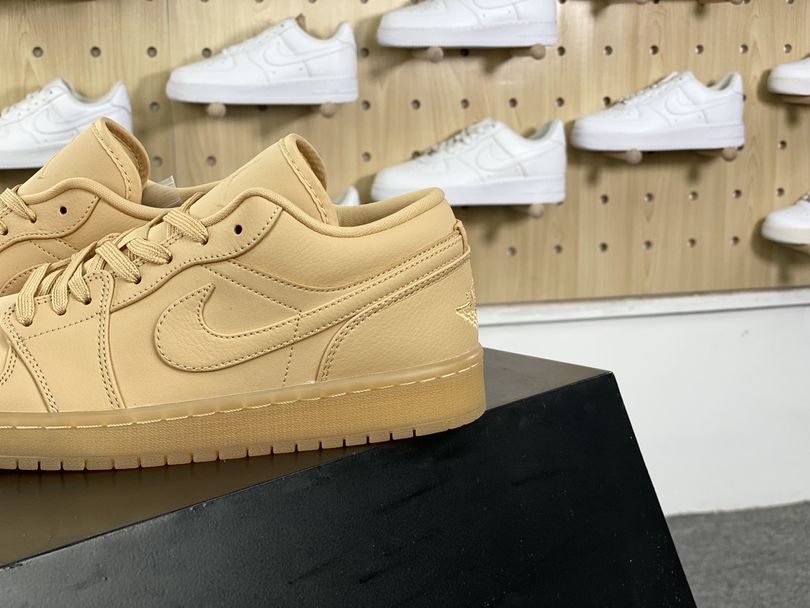 AJ 1 Low SE ‘Sand’ FZ3972-294 AJ 1 Low SE ‘Sand’ FZ3972-294