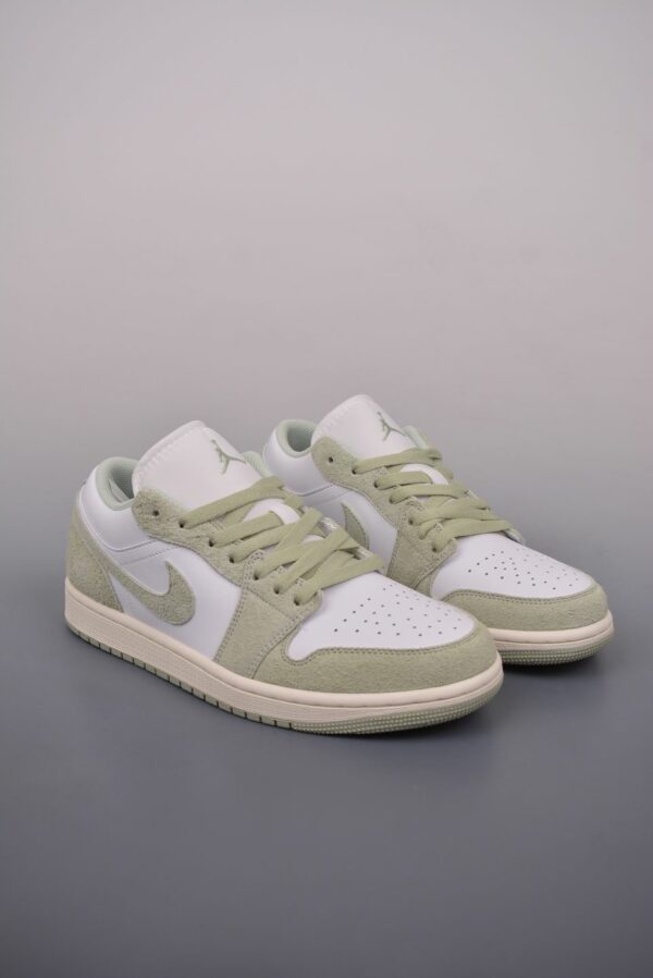 AJ 1 Low SE ‘Seafoam’ FN5214-131