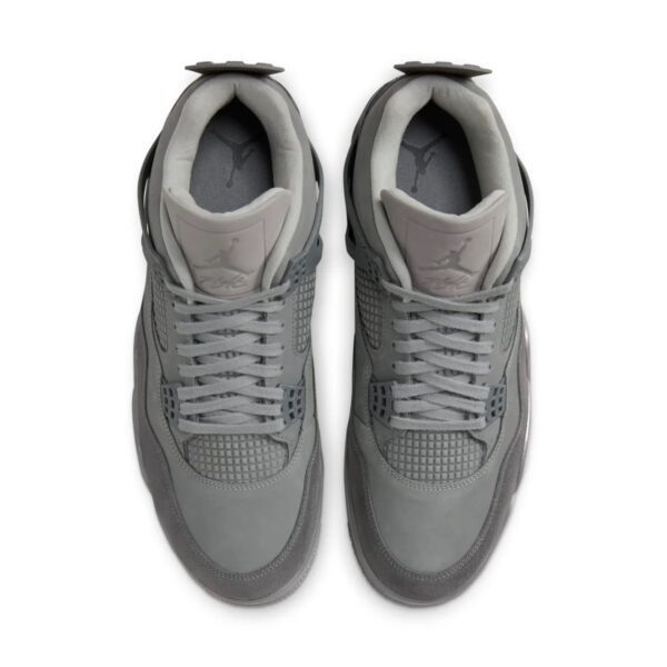 AJ 4 Retro SE ‘Wet Cement’ FQ7928-001 AJ 4 Retro SE ‘Wet Cement’ FQ7928-001