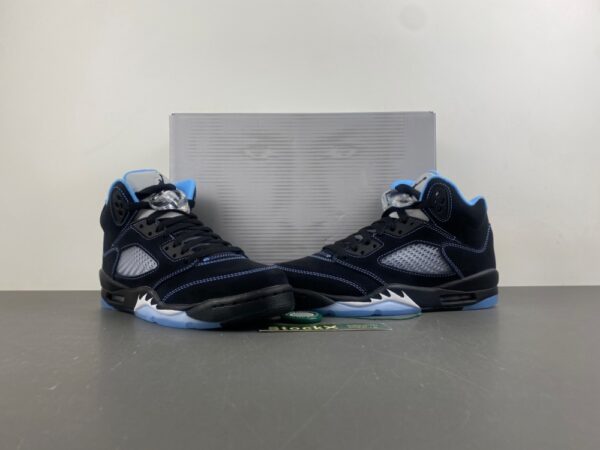 AJ 5 Retro ‘Black University Blue’ 440888-008
