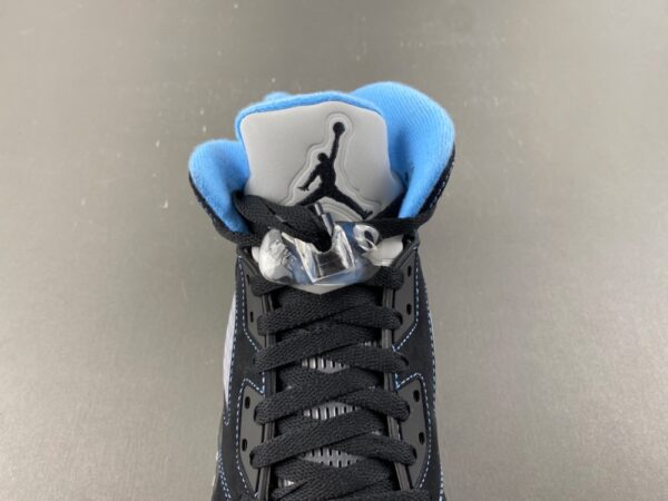 AJ 5 Retro ‘Black University Blue’ 440888-008