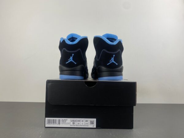 AJ 5 Retro ‘Black University Blue’ 440888-008