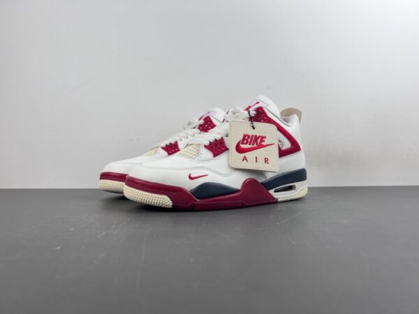 AJ 4 x Nigel Sylvester ‘Brick After Brick’ IQ8055-100 AJ 4 x Nigel Sylvester ‘Brick After Brick’ IQ8055-100