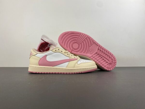 AJ 1 Low x Travis Scott ‘Pink Pack’ IQ7604-101