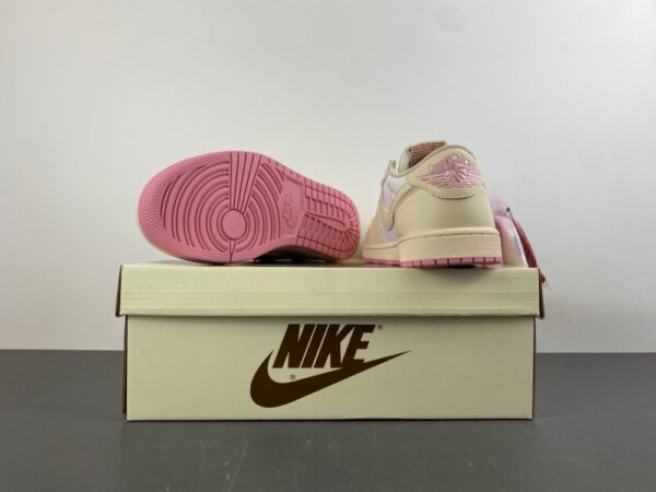 AJ 1 Low x Travis Scott ‘Pink Pack’ IQ7604-101