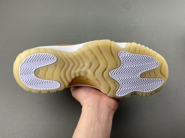 AJ 11 Retro Low ‘Mother’s Day’ AH7860-102