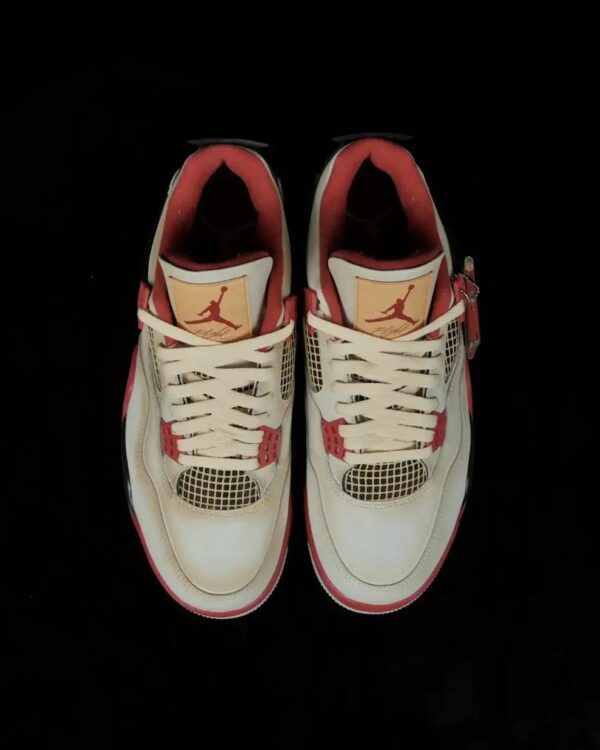 AJ 4 Pokemon Series ‘Charizard’ AJ 4 Pokemon Series ‘Charizard’