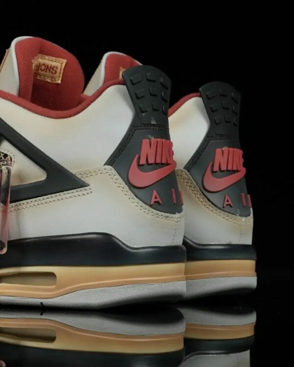 AJ 4 Pokemon Series ‘Charizard’ AJ 4 Pokemon Series ‘Charizard’
