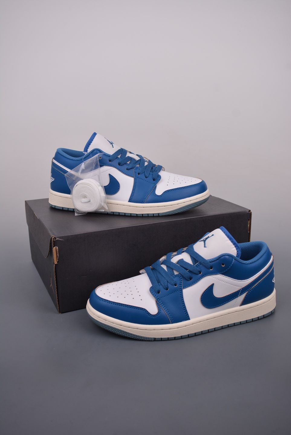 AJ 1 Low SE ‘Industrial Blue’ FN5214-141 AJ 1 Low SE ‘Industrial Blue’ FN5214-141