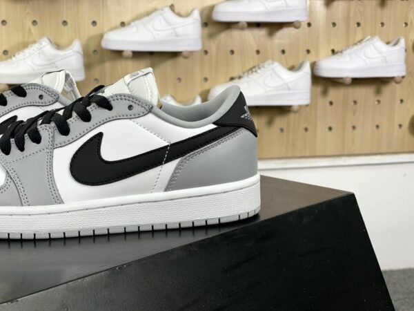 AJ 1 Low ‘Barons’ CZ0790-110