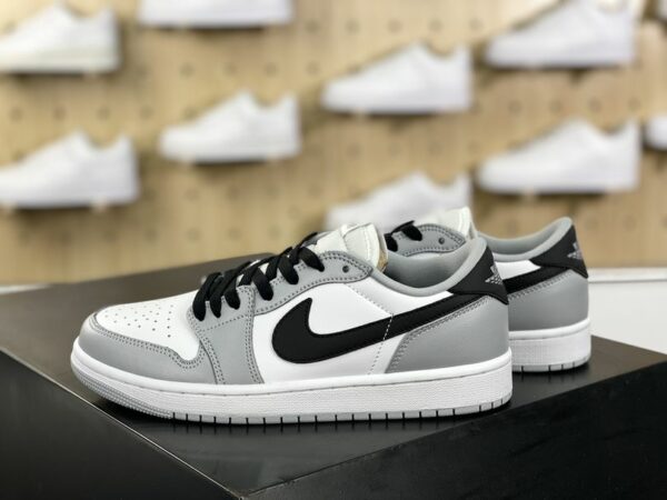 AJ 1 Low ‘Barons’ CZ0790-110