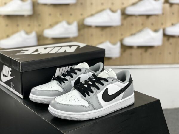 AJ 1 Low ‘Barons’ CZ0790-110