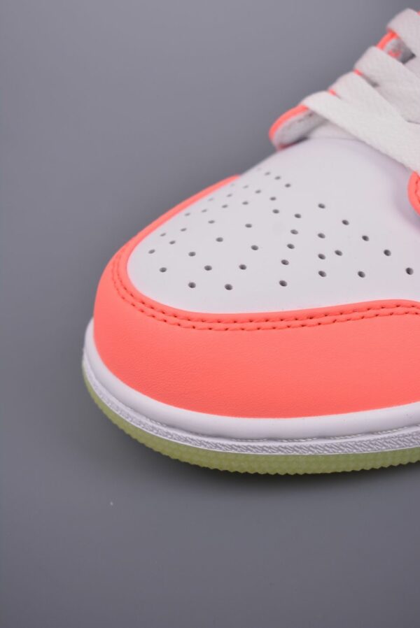 AJ 1 Low SE ‘Lava Glow’ FN6772-671