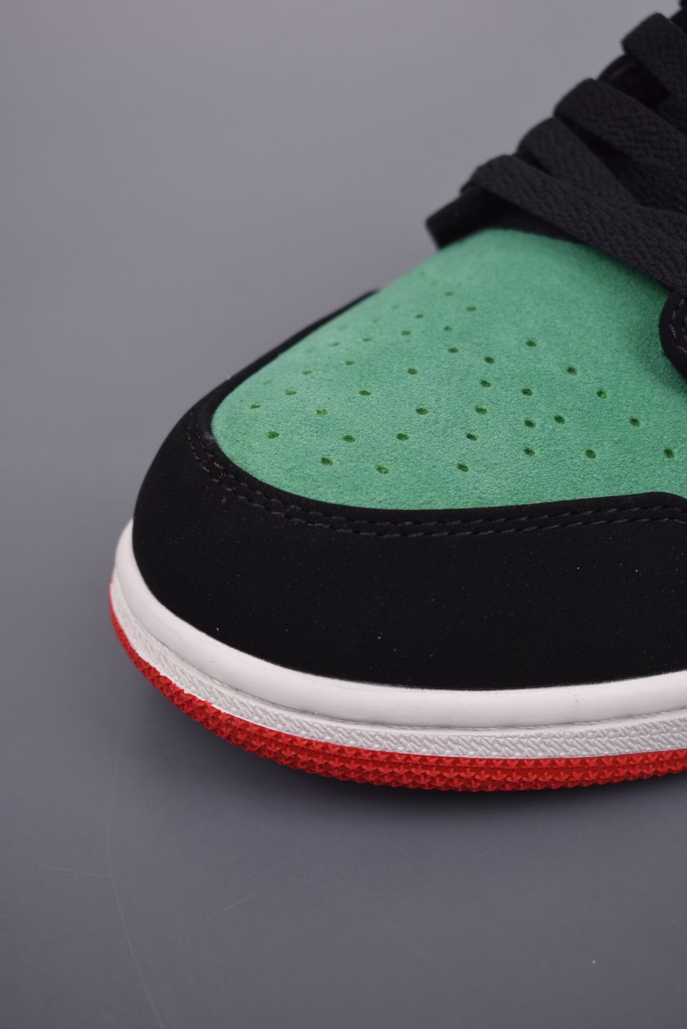 AJ 1 Low ‘Quai 54’ FQ6703-100 AJ 1 Low ‘Quai 54’ FQ6703-100