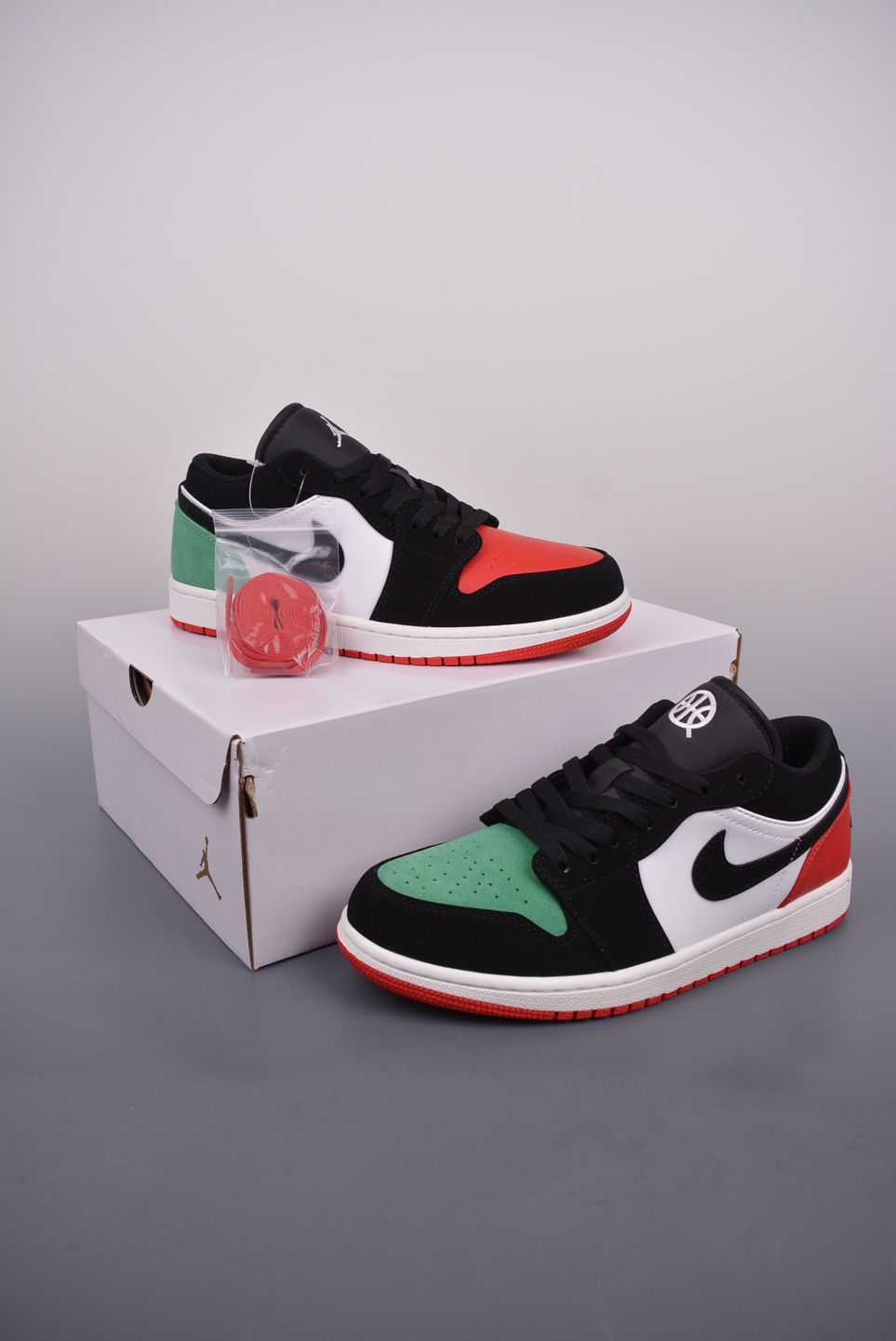 AJ 1 Low ‘Quai 54’ FQ6703-100 AJ 1 Low ‘Quai 54’ FQ6703-100