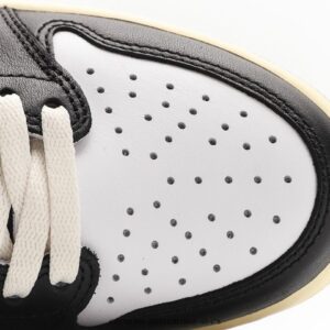 AJ 1 Low 'UNC Gold Swoosh' CZ0790-104 7 o 1goaubth71a541l1c8tsbi71prh6q result
