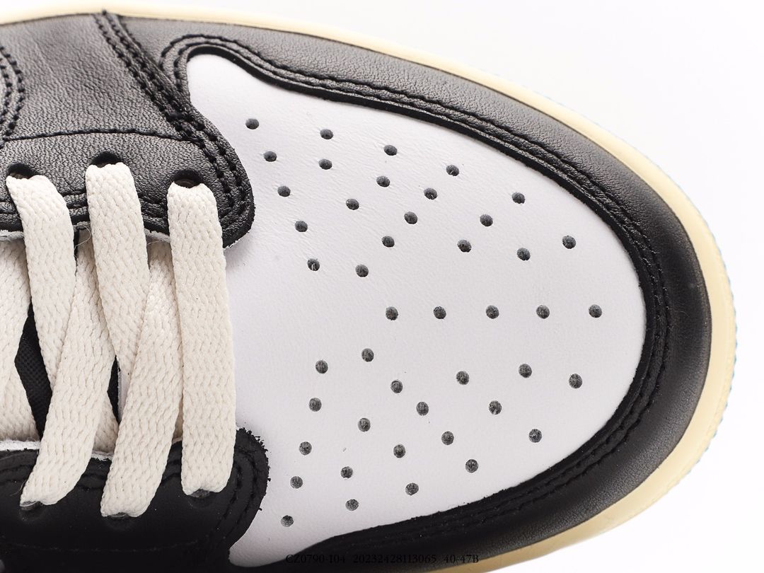 AJ 1 Low ‘UNC Gold Swoosh’ CZ0790-104 AJ 1 Low ‘UNC Gold Swoosh’ CZ0790-104