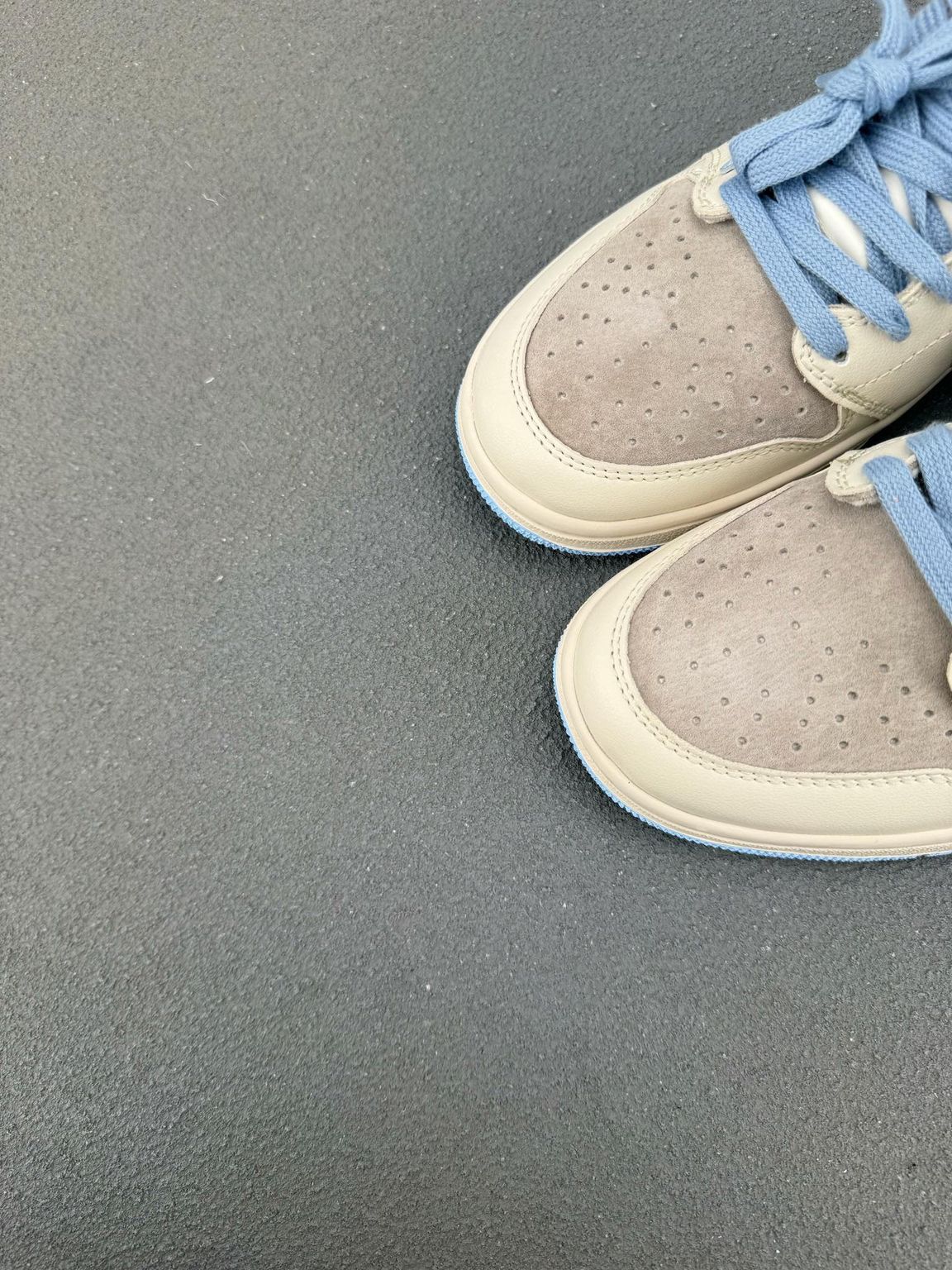 AJ 1 Low x Travis Scott x LV LX1988-101 AJ 1 Low x Travis Scott x LV LX1988-101