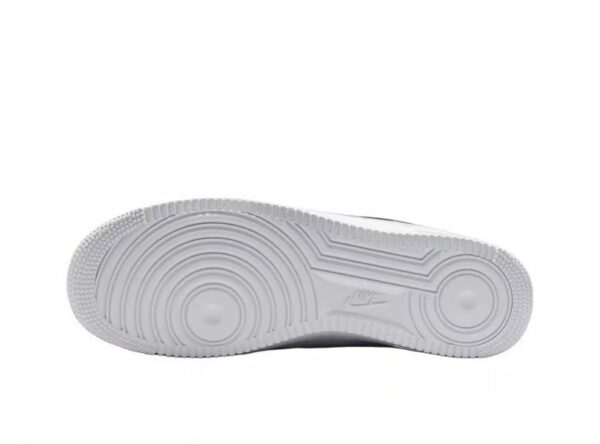 AF 1 Low ‘USA’ IQ0407-100