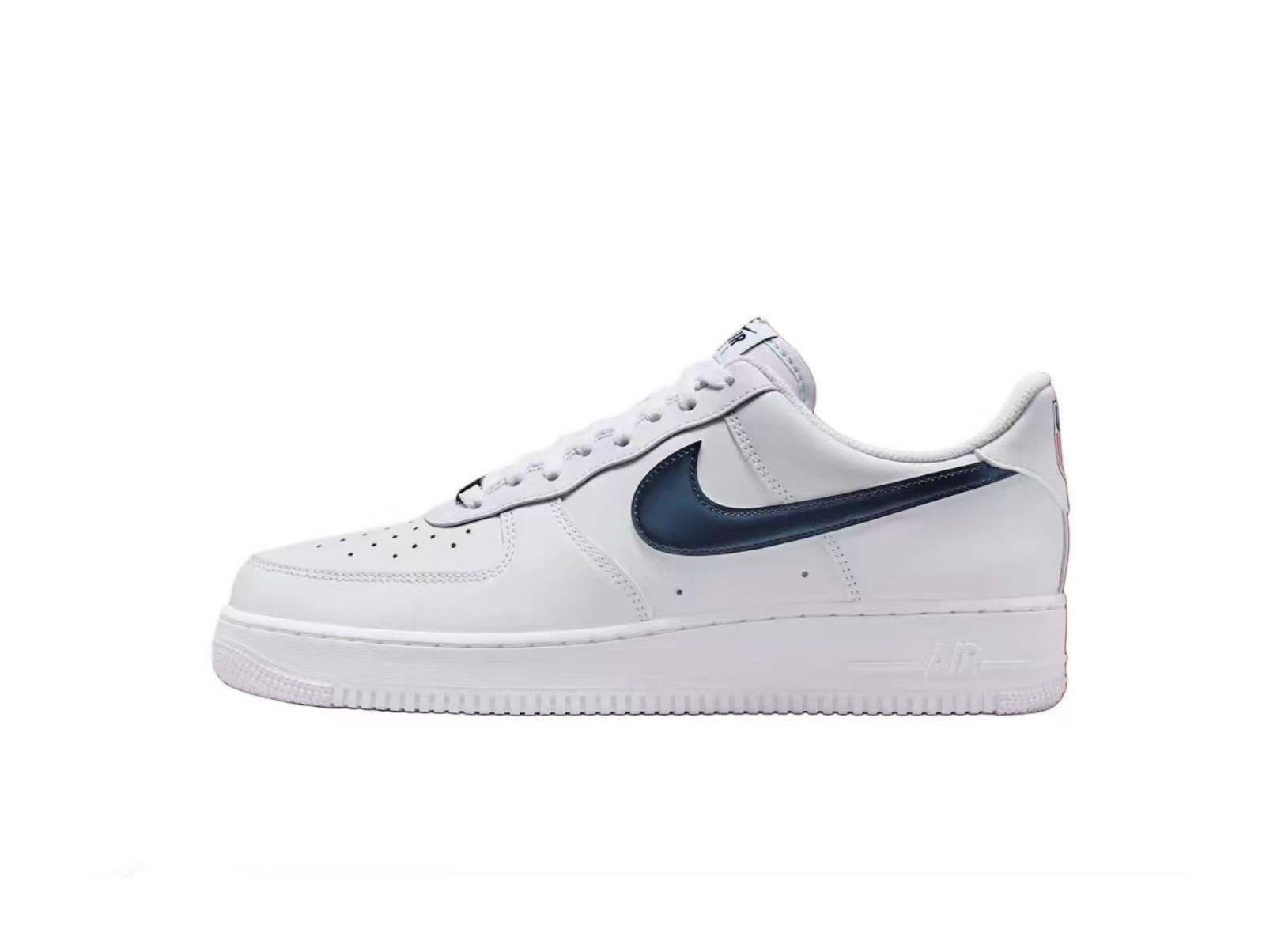 AF 1 Low ‘USA’ IQ0407-100 AF 1 Low ‘USA’ IQ0407-100