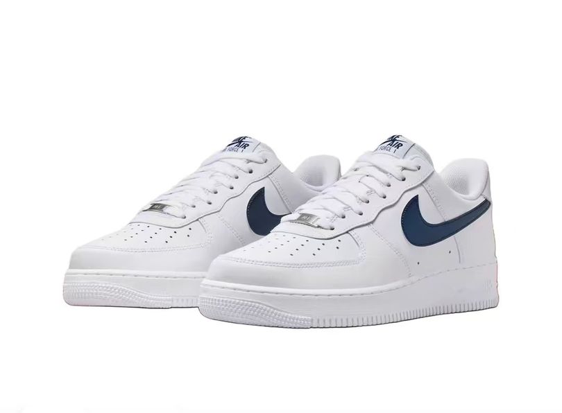 AF 1 Low ‘USA’ IQ0407-100 AF 1 Low ‘USA’ IQ0407-100
