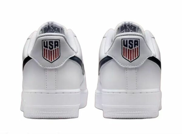 AF 1 Low ‘USA’ IQ0407-100