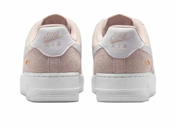 AF 1 Low SE ‘Silt Red Pink Foam’ IQ9964-600 AF 1 Low SE ‘Silt Red Pink Foam’ IQ9964-600