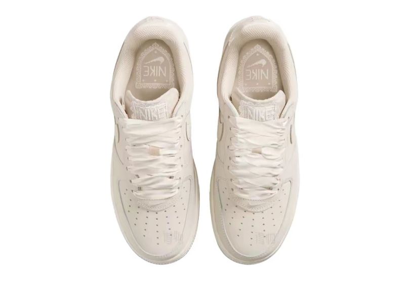 AF 1 Low Retro Premium ‘Ribbon Lace Oatmeal’ IR0871-100 AF 1 Low Retro Premium ‘Ribbon Lace Oatmeal’ IR0871-100