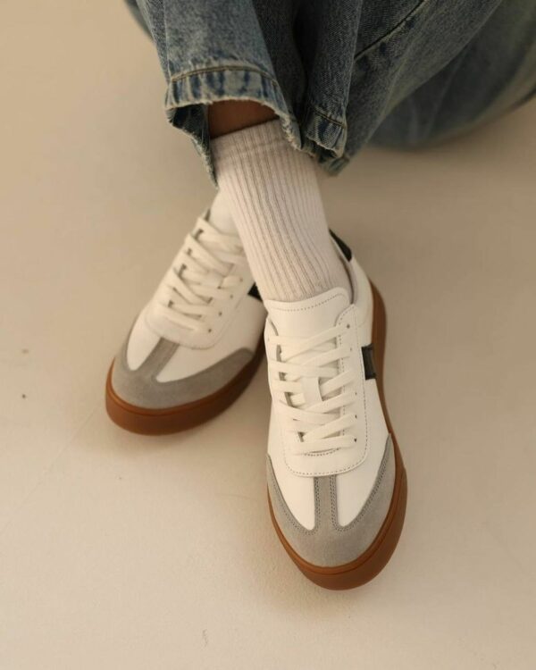 White Smooth Leather Barefoot Slip-On Sneakers V7258
