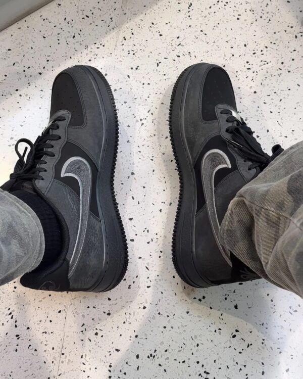 AF 1 Low ‘Black Smoke Grey’ IB6842-002