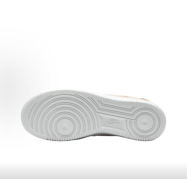 AF 1 Low SE ‘Linen Sand Drift’ IQ9964-200 AF 1 Low SE ‘Linen Sand Drift’ IQ9964-200