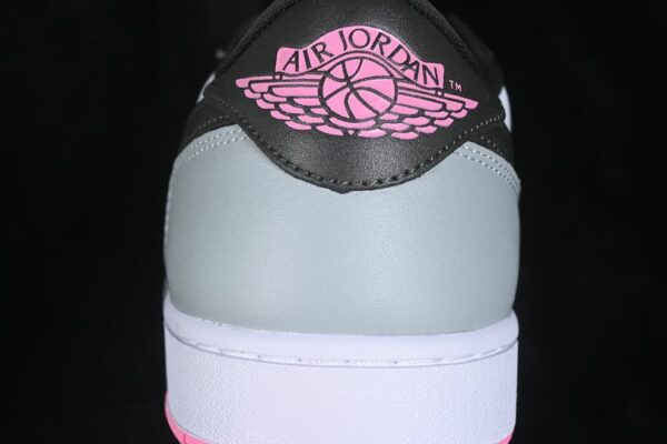 AJ 1 Low Golf ‘White Light Pumice’ DD9315-119 AJ 1 Low Golf ‘White Light Pumice’ DD9315-119