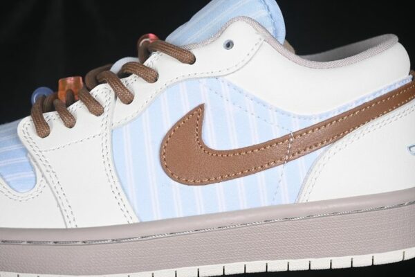 AJ 1 Low SE ‘Pinstripes’ IR7553-422 AJ 1 Low SE ‘Pinstripes’ IR7553-422