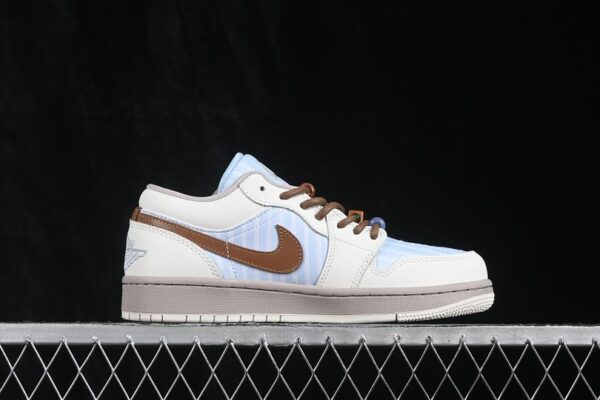 AJ 1 Low SE ‘Pinstripes’ IR7553-422 AJ 1 Low SE ‘Pinstripes’ IR7553-422