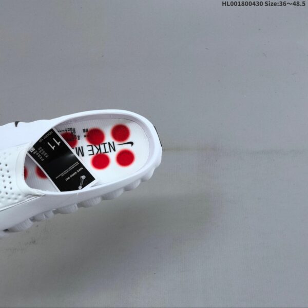 NK Mind 001 ‘White Speed Red’ HQ4307-101