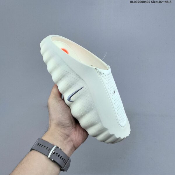 NK Mind 001 ‘Light Bone’ HQ4307-002