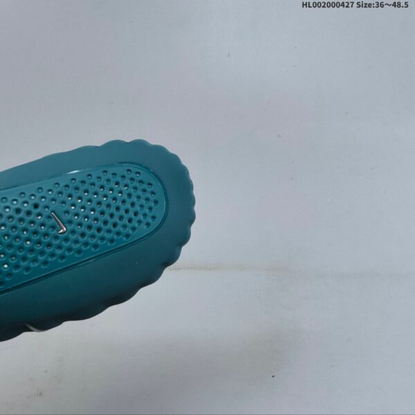 NK Mind 001 ‘Geode Teal’ HQ4307-301