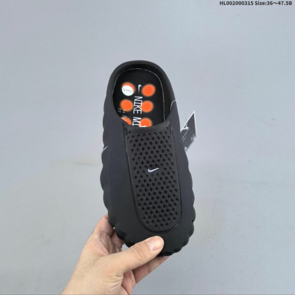 NK Mind 001 ‘Black’ HQ4307-001