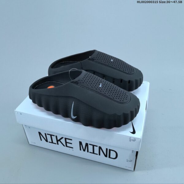 NK Mind 001 ‘Black’ HQ4307-001