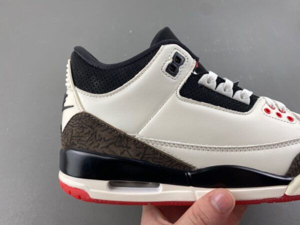 AJ 3 “World’s Best Dad” IF4396-103 AJ 3 “World’s Best Dad” IF4396-103