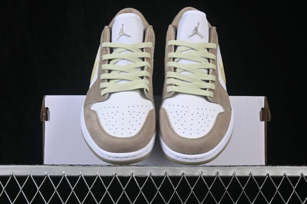 AJ 1 Low ‘Khaki Olive Aura’ DC0774-204