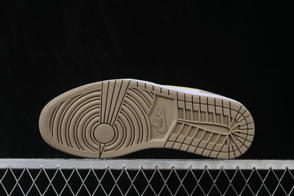AJ 1 Low ‘Khaki Olive Aura’ DC0774-204