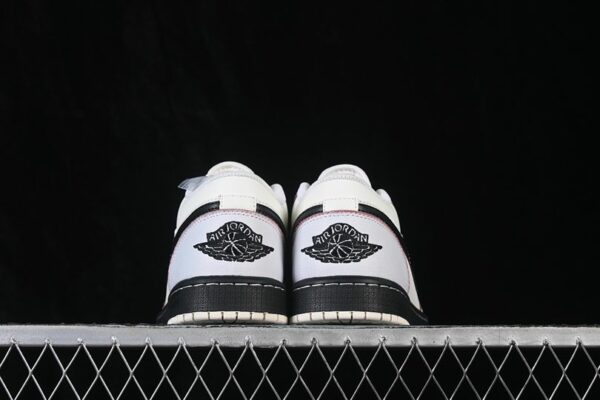 AJ 1 Low ‘Sweet Beet’ IV5325-133