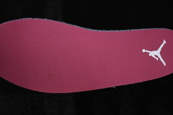 AJ 1 Low ‘Sweet Beet’ IV5325-133