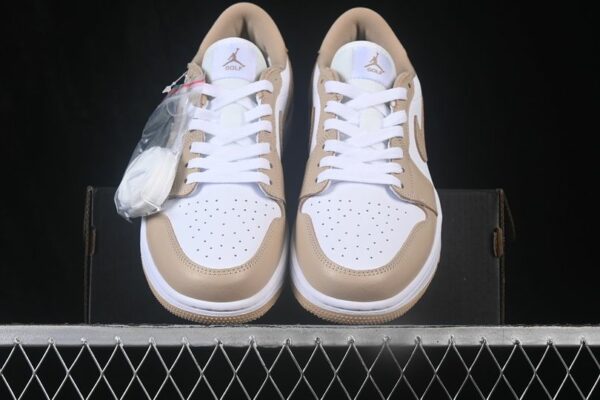 AJ 1 Low Golf ‘White Linen’ DD9315-117