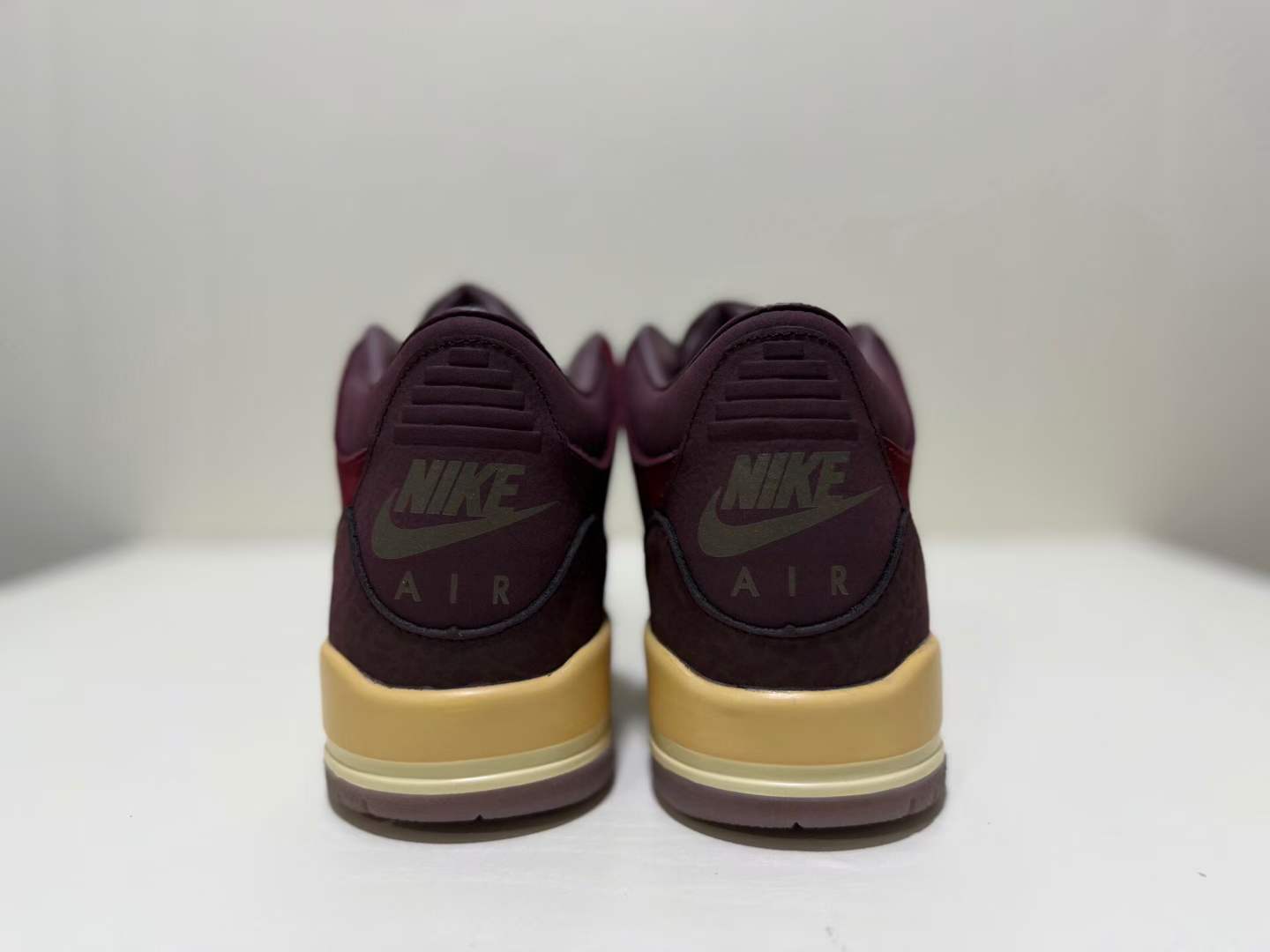 AJ 3 Retro”Bin23″ IO7744-600 AJ 3 Retro”Bin23″ IO7744-600