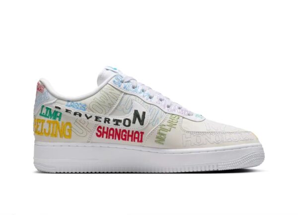 AF 1 Low ‘World Tour White’ II1549-100