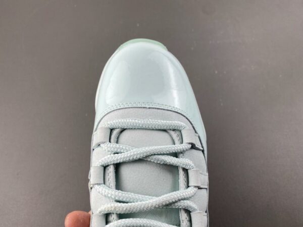 AJ11 x Jaide ‘Fiberglass’ IW1882-300
