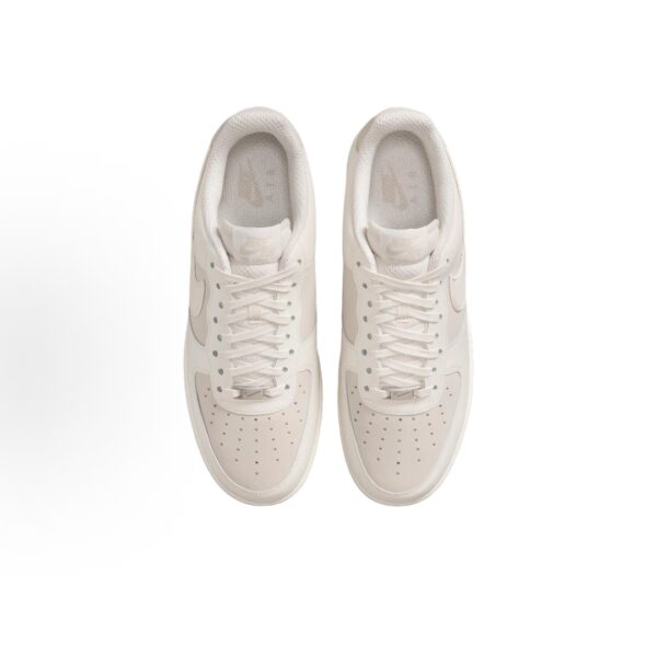 AF 1 Low ‘Sail Light Bone’ IR1475-133 AF 1 Low ‘Sail Light Bone’ IR1475-133